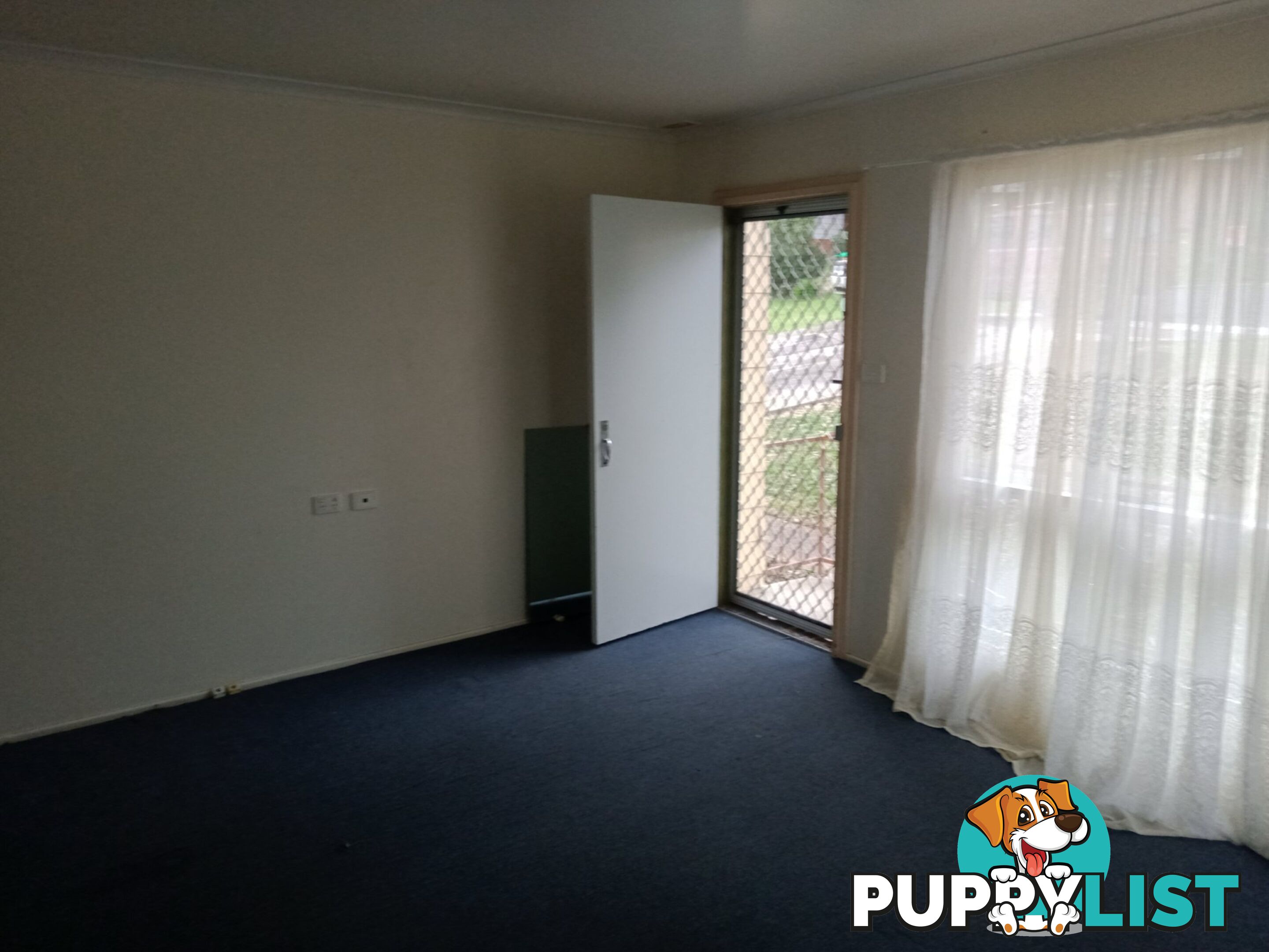 27 Hughes Street TAREE NSW 2430