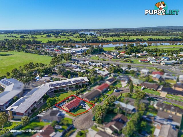 13 Whitby Close TAREE NSW 2430