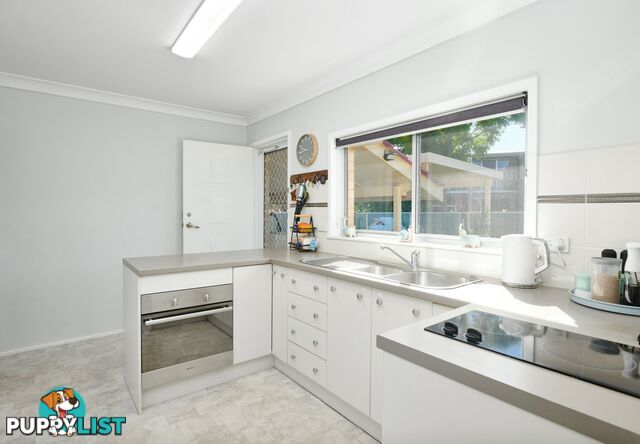 13 Whitby Close TAREE NSW 2430
