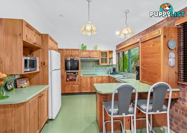 11 Oakview Drive HALLIDAYS POINT NSW 2430