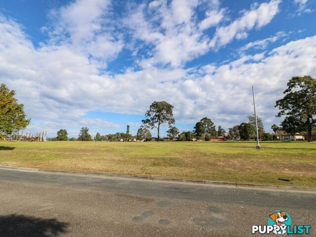 21 Valerie Street TAREE NSW 2430