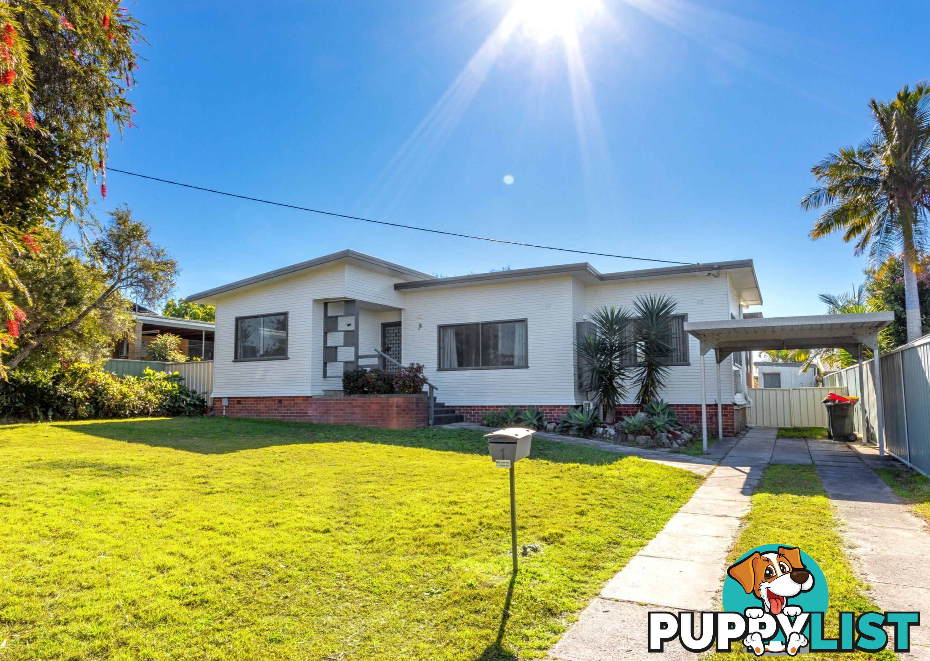 1 Maiden Avenue TAREE NSW 2430