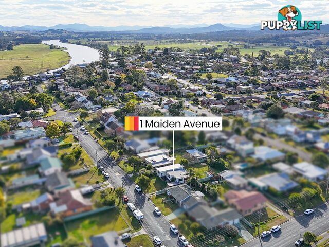 1 Maiden Avenue TAREE NSW 2430