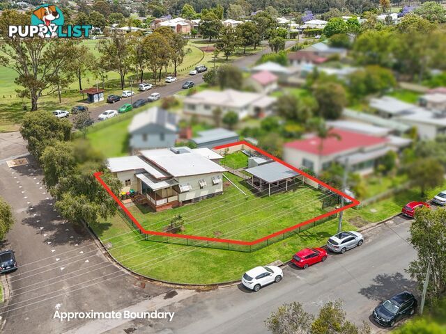 70 Oxley Street TAREE NSW 2430