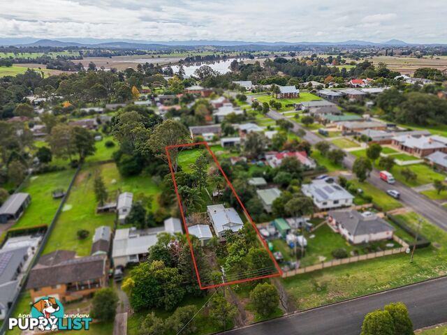 39 Peveril Street TINONEE NSW 2430