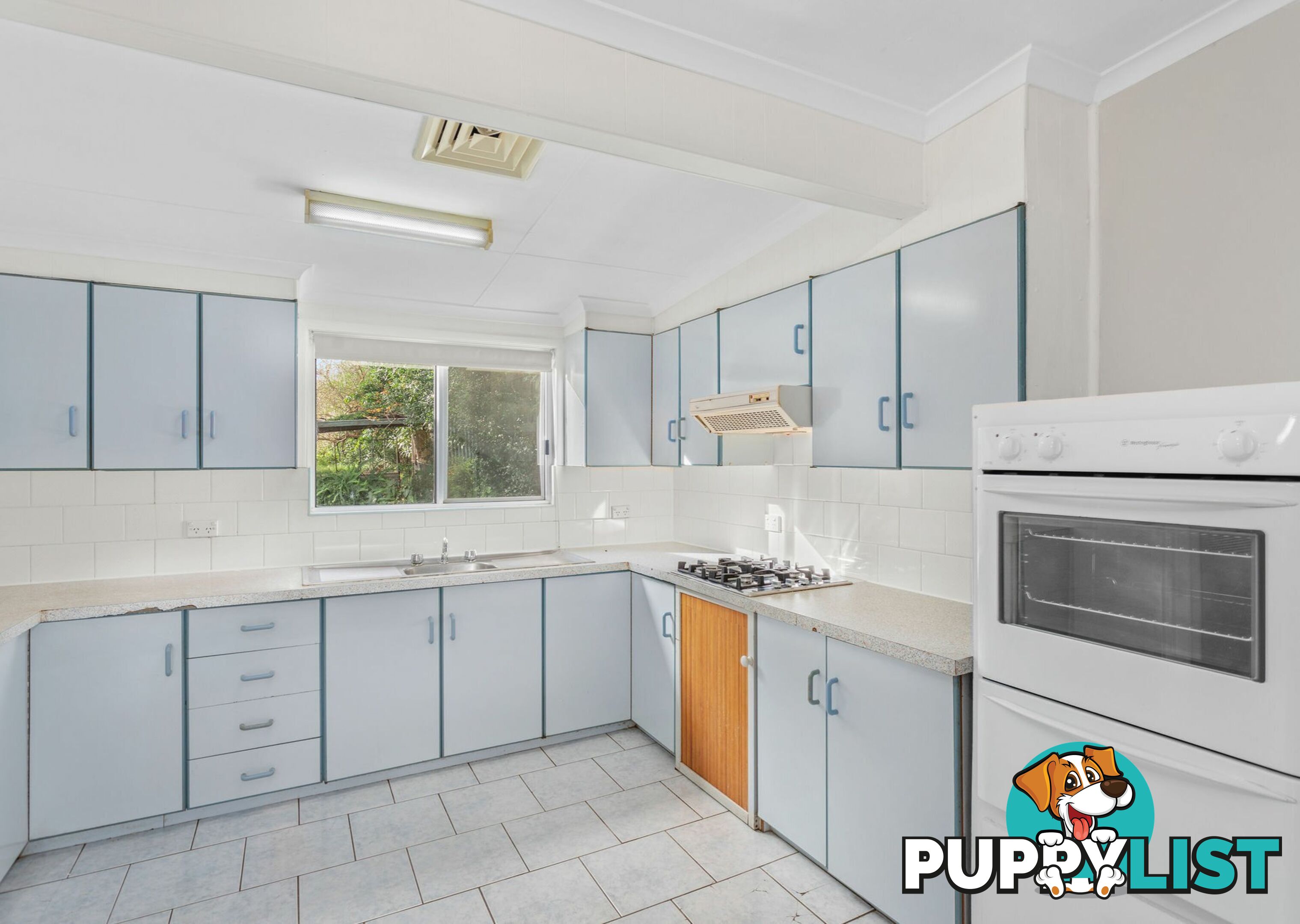 39 Peveril Street TINONEE NSW 2430