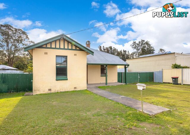 13 Railway Street TAREE NSW 2430