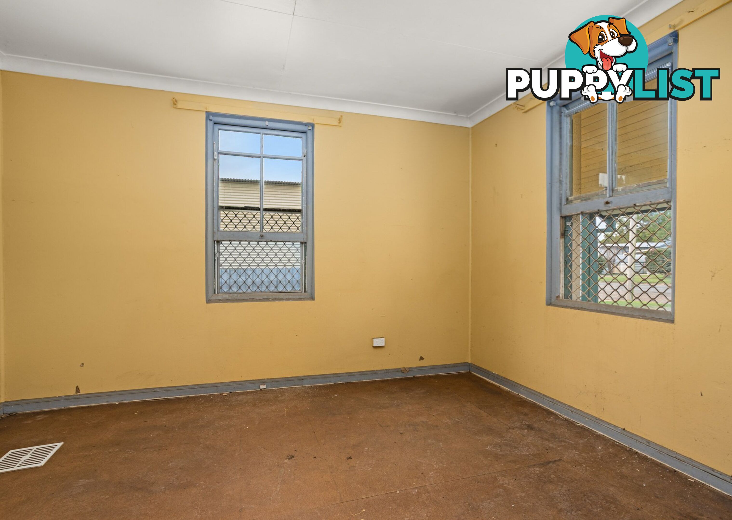 13 Railway Street TAREE NSW 2430