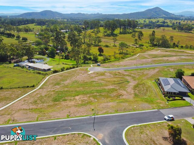 25 Ellenora Circuit WINGHAM NSW 2429