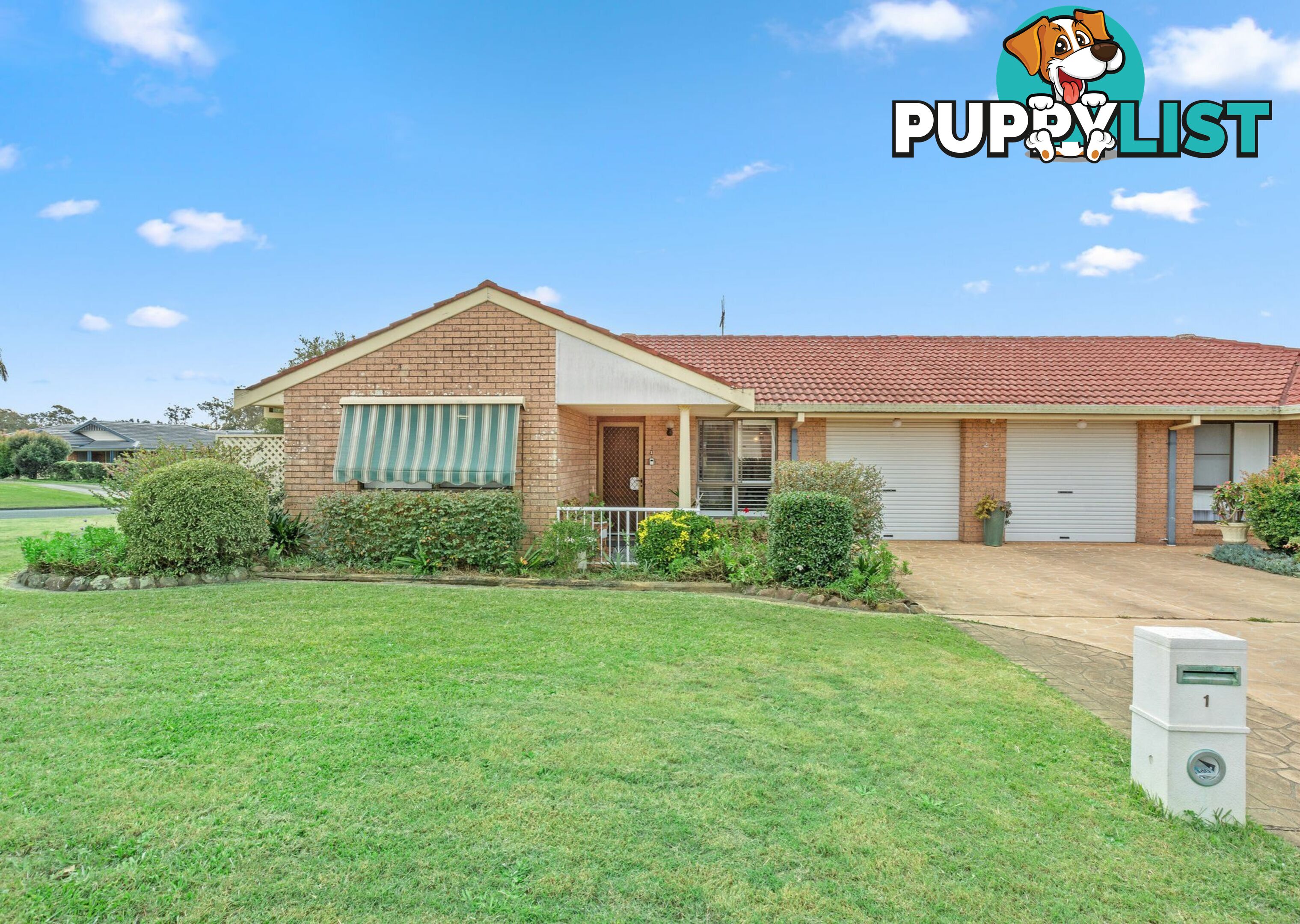 1/2 Waratah Place TAREE NSW 2430