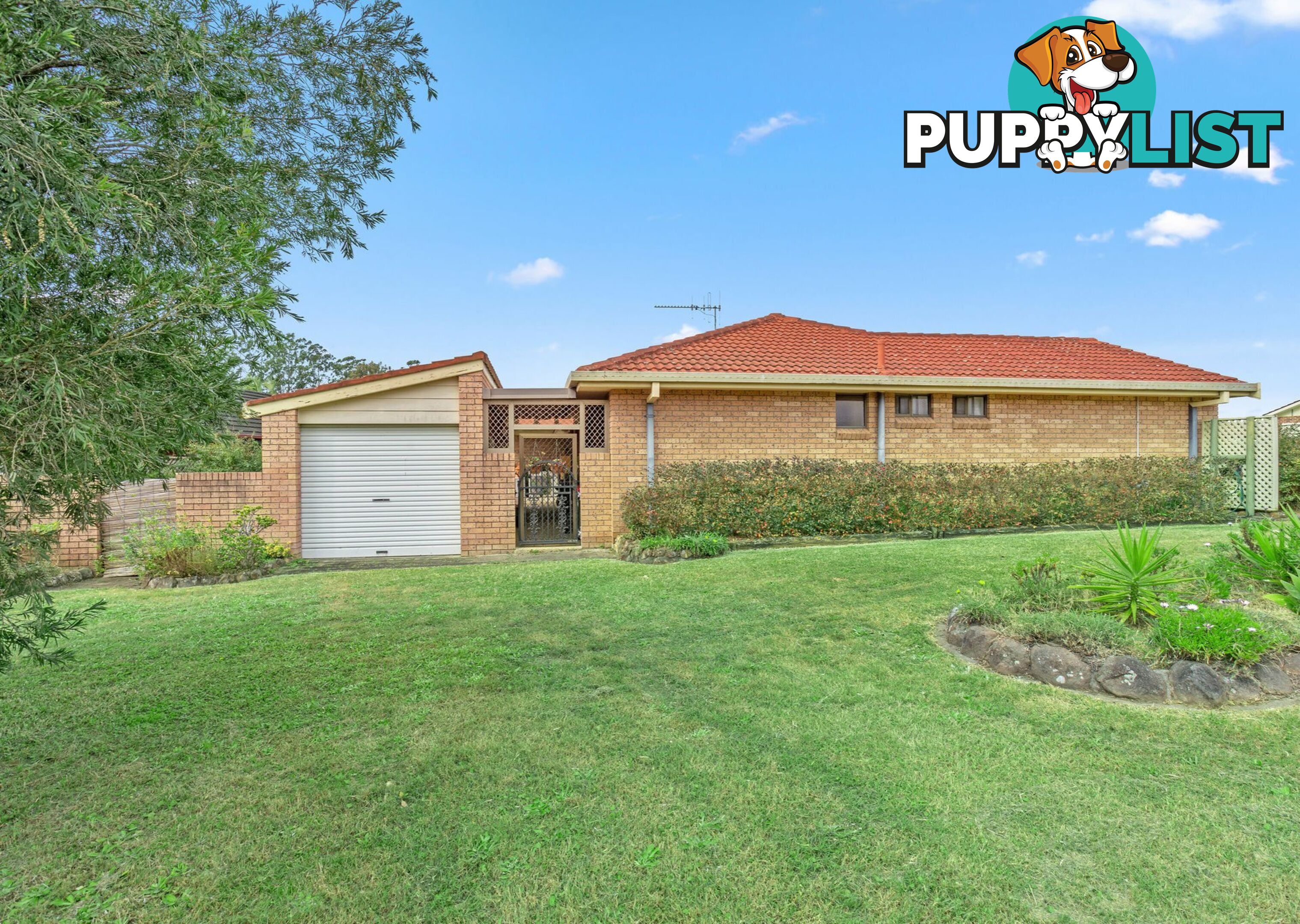 1/2 Waratah Place TAREE NSW 2430