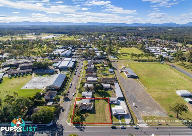 63 Cowper St TAREE NSW 2430