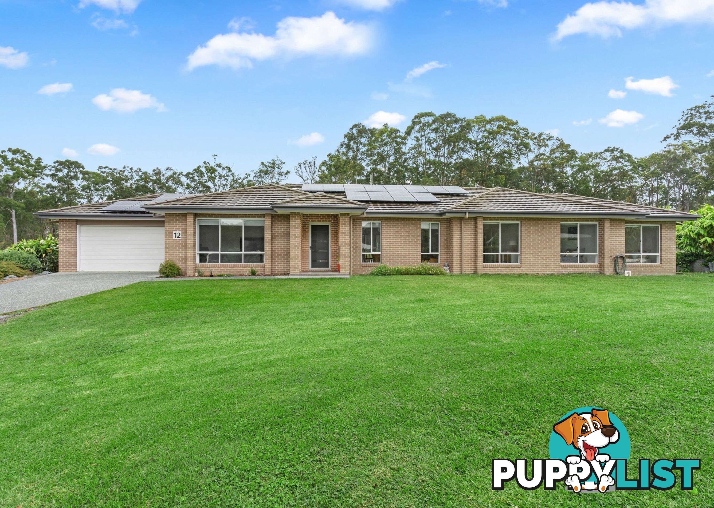 12 Brumby Close HALLIDAYS POINT NSW 2430