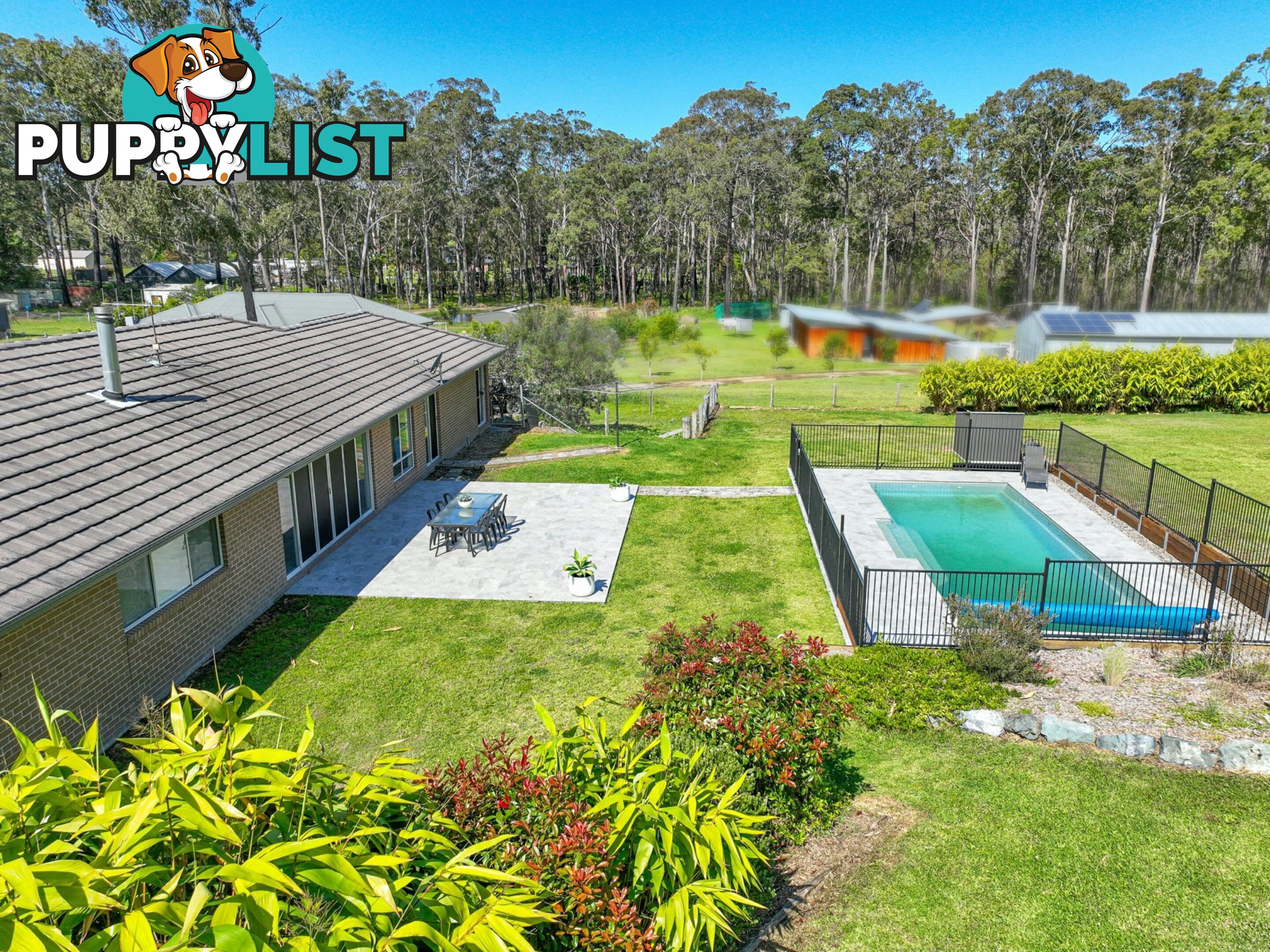 12 Brumby Close HALLIDAYS POINT NSW 2430