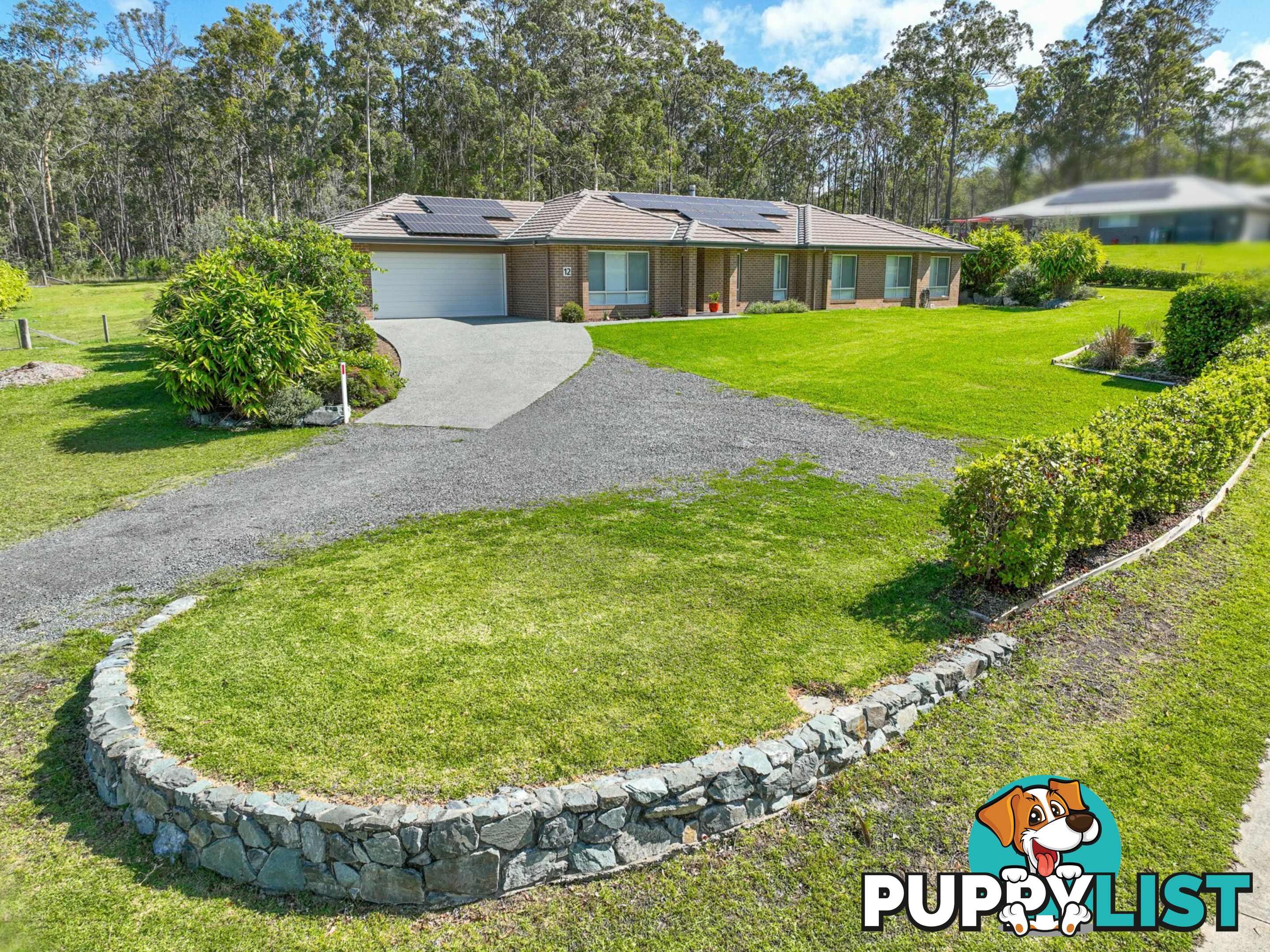 12 Brumby Close HALLIDAYS POINT NSW 2430