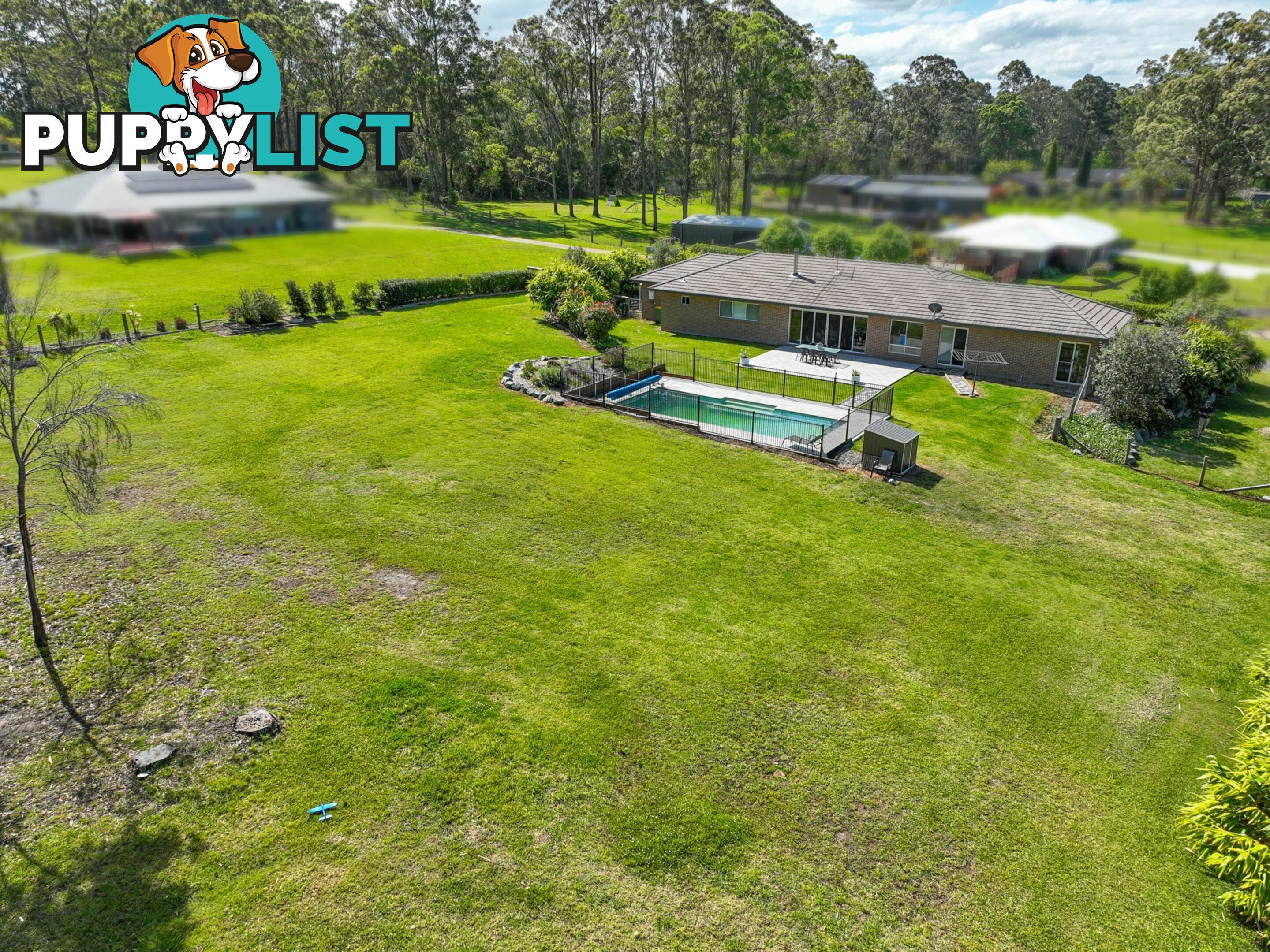 12 Brumby Close HALLIDAYS POINT NSW 2430