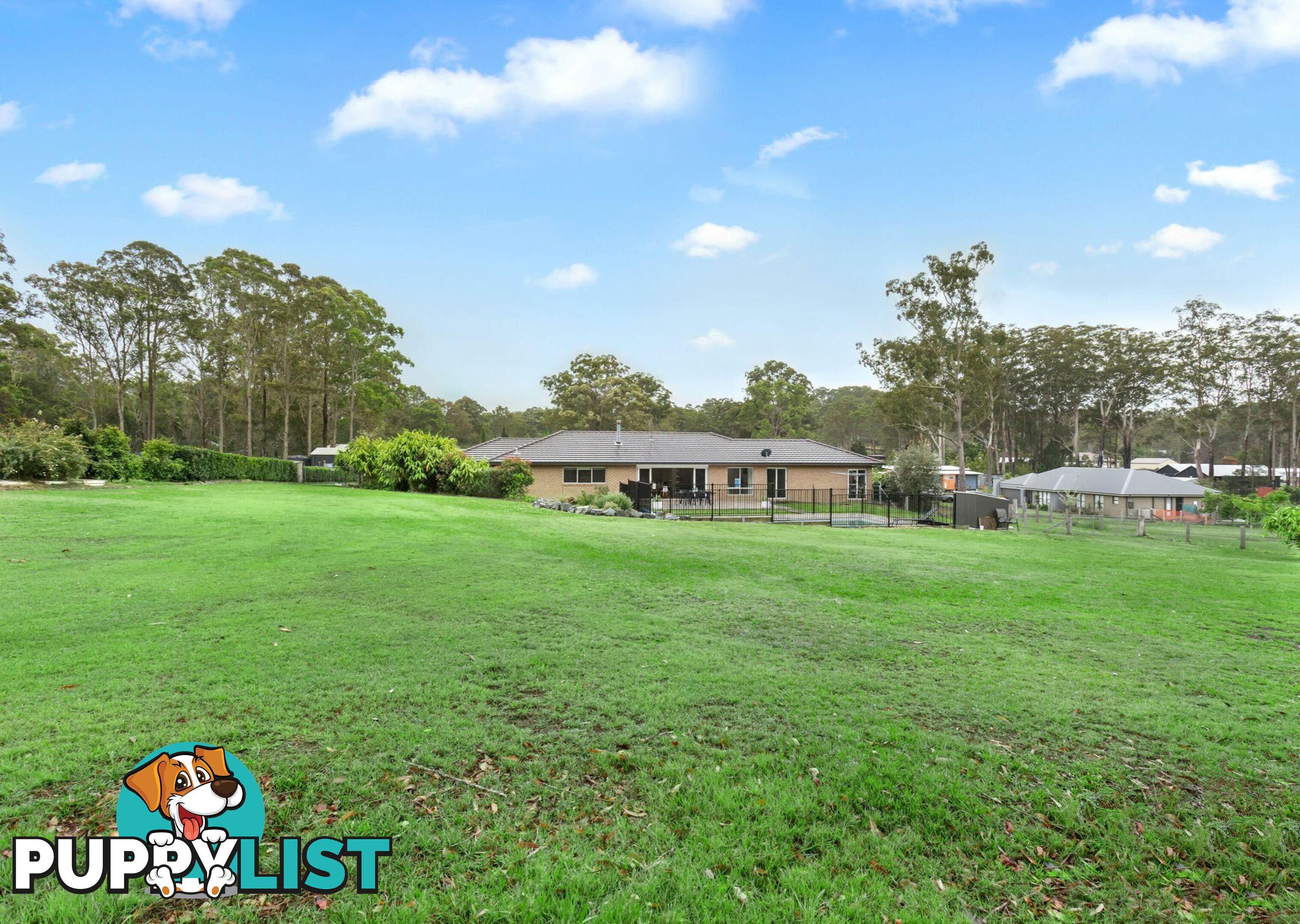 12 Brumby Close HALLIDAYS POINT NSW 2430