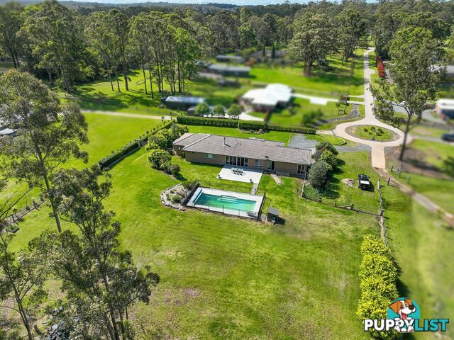 12 Brumby Close HALLIDAYS POINT NSW 2430