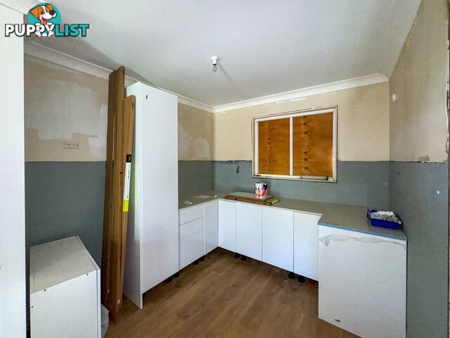 17 Barton Street TAREE NSW 2430