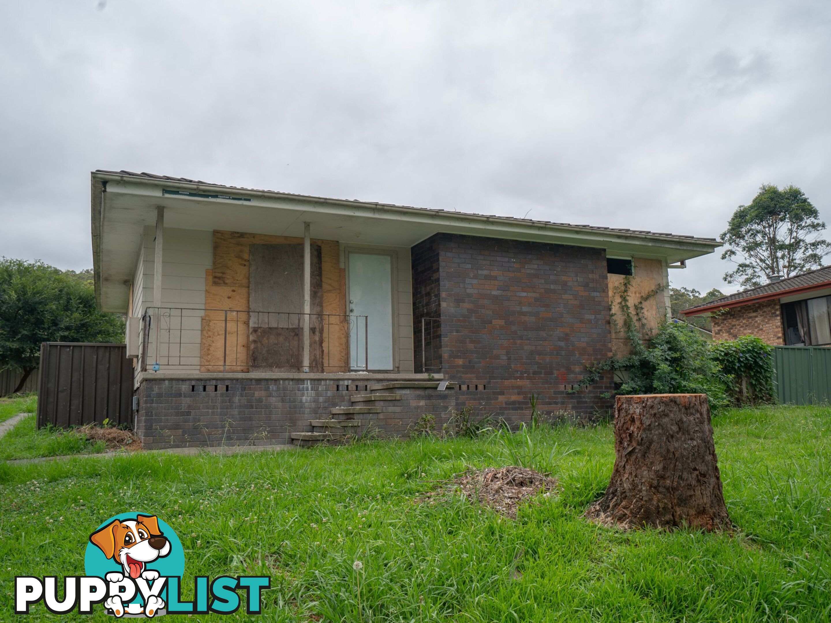 17 Barton Street TAREE NSW 2430