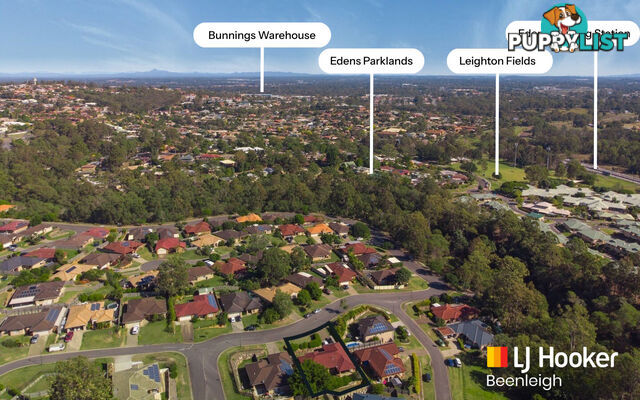 17 Holliday Drive EDENS LANDING QLD 4207