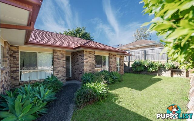 17 Holliday Drive EDENS LANDING QLD 4207