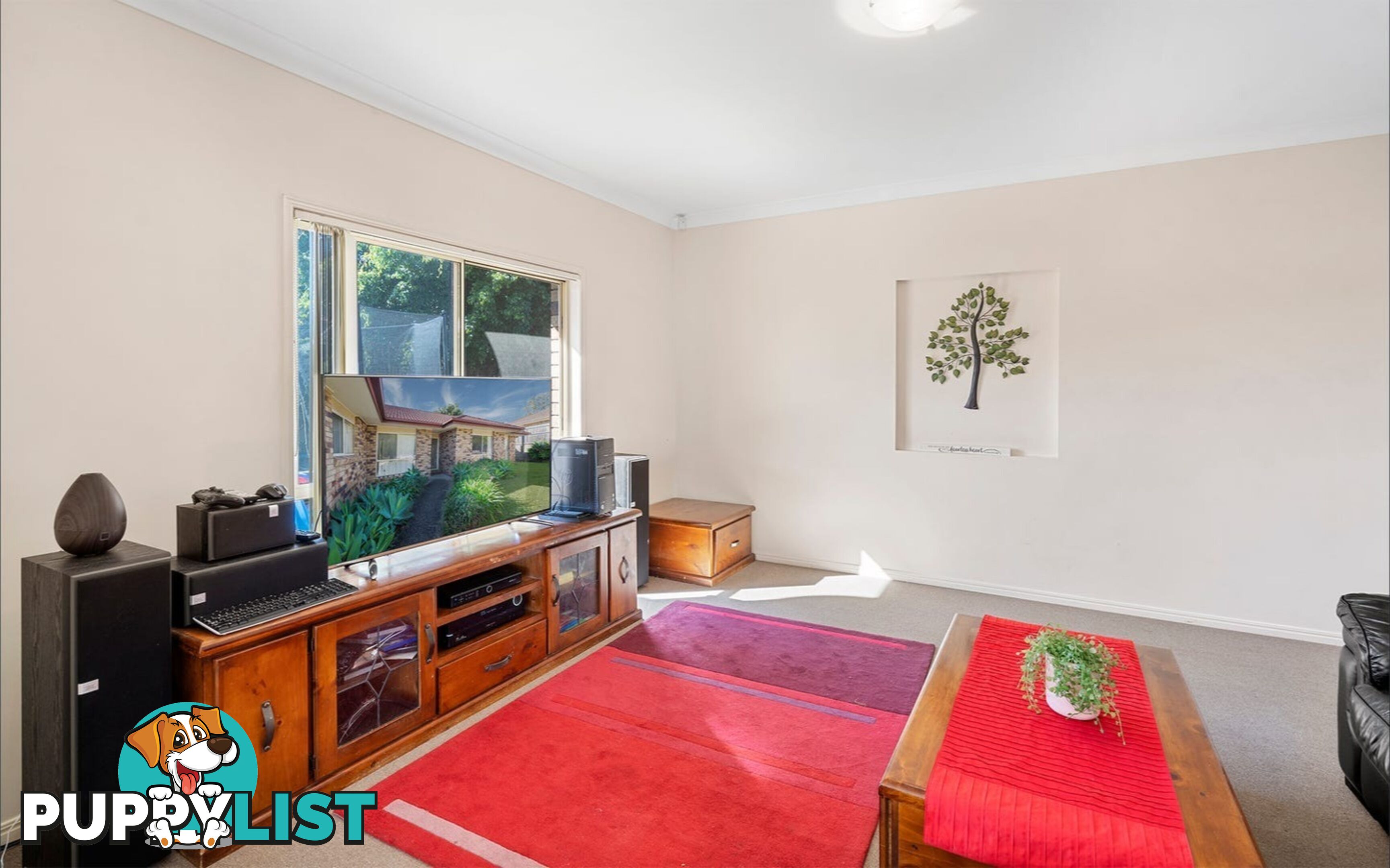 17 Holliday Drive EDENS LANDING QLD 4207