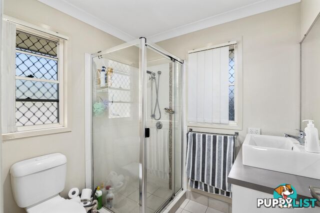 3 Moran Close EAGLEBY QLD 4207