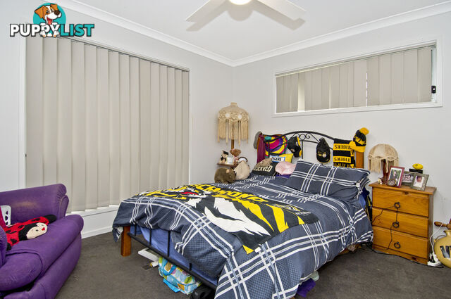 2/11 Spruce Street LOGANLEA QLD 4131