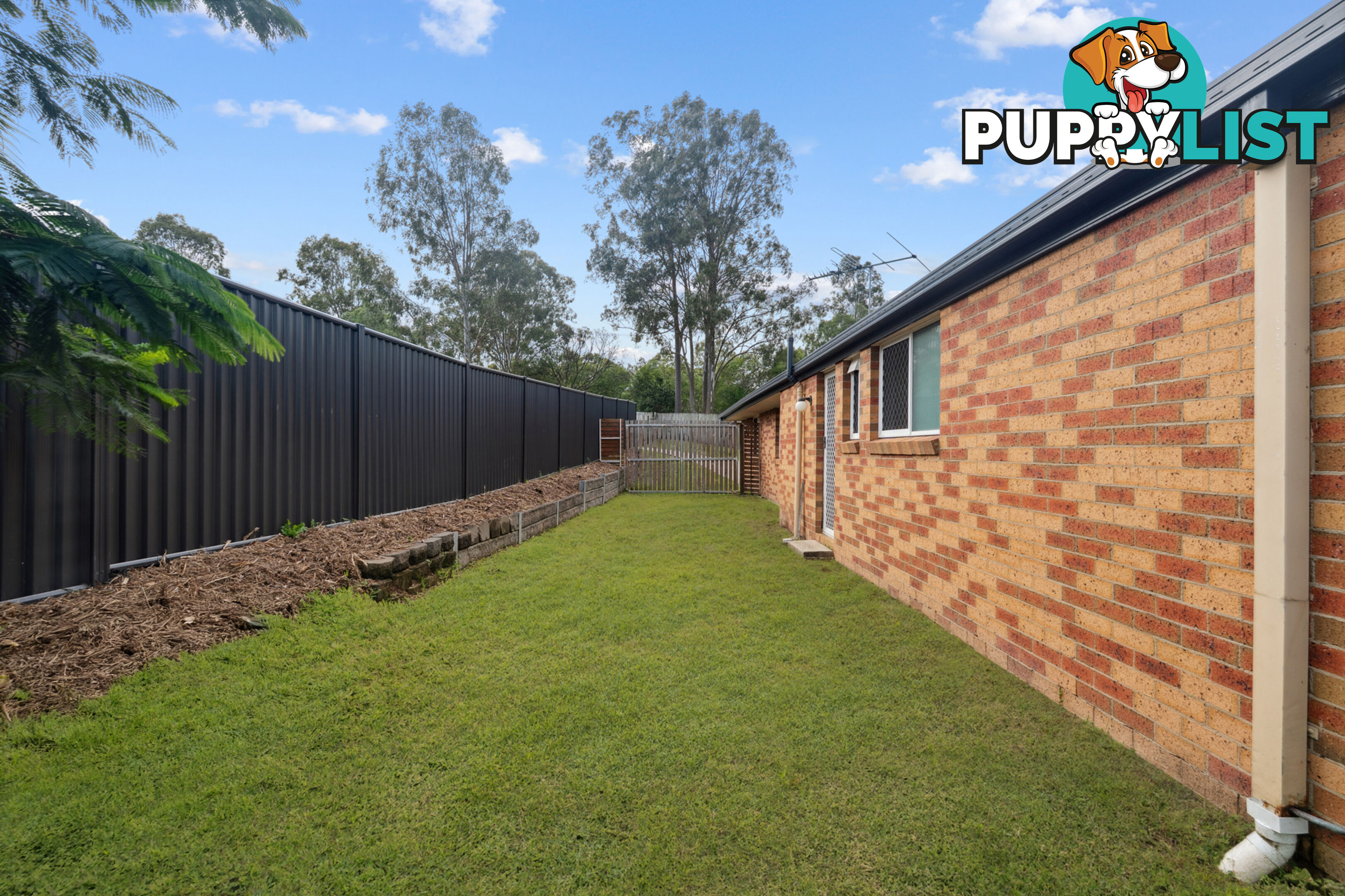 35 Eira Crescent EDENS LANDING QLD 4207