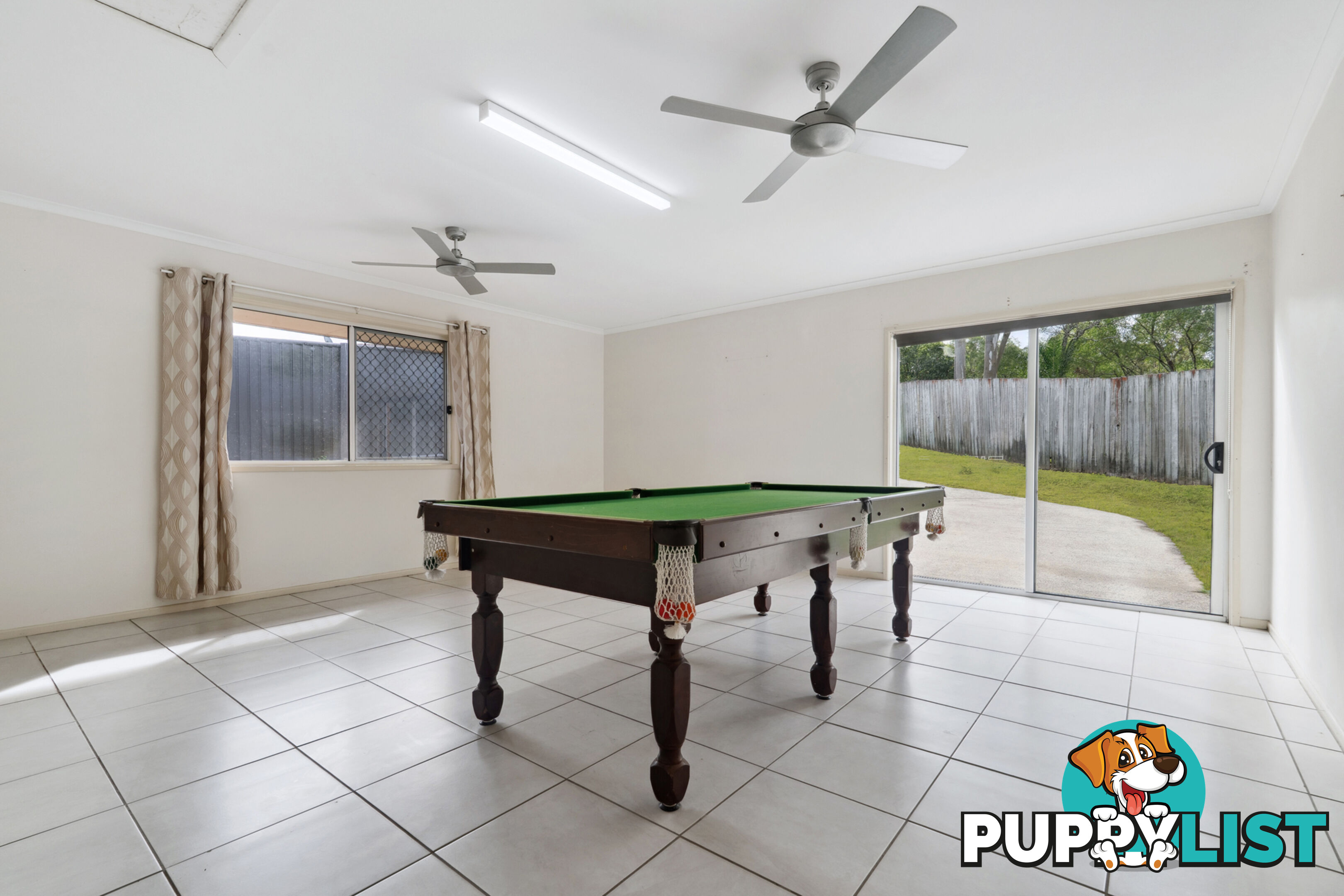 35 Eira Crescent EDENS LANDING QLD 4207