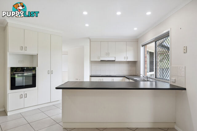 35 Eira Crescent EDENS LANDING QLD 4207