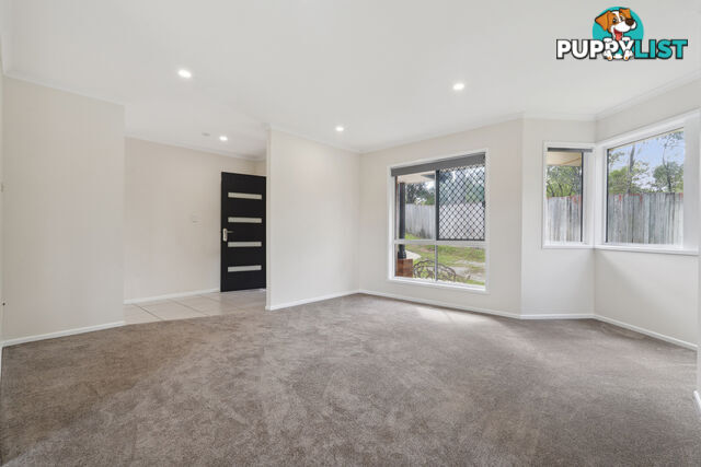 35 Eira Crescent EDENS LANDING QLD 4207