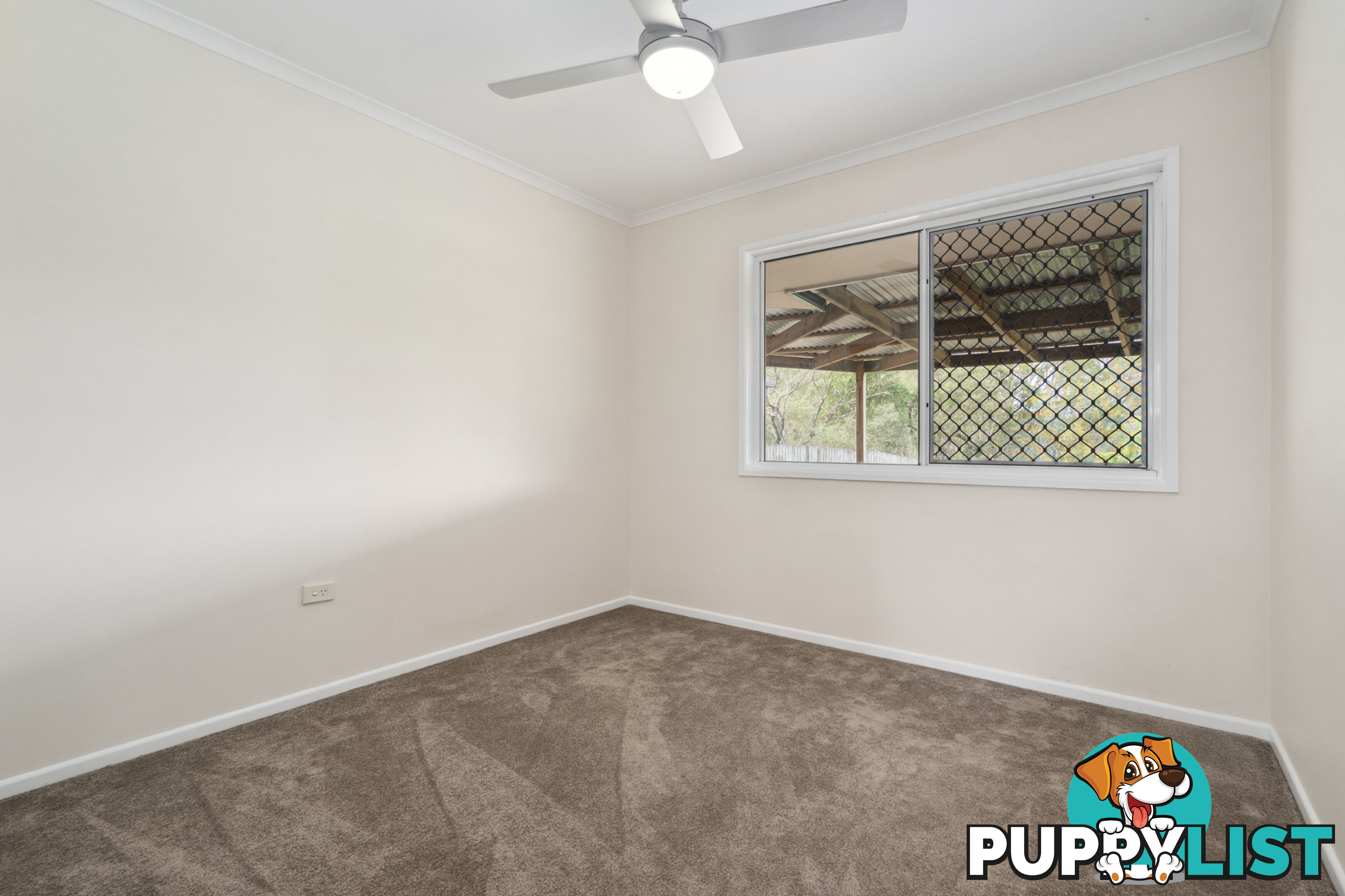 35 Eira Crescent EDENS LANDING QLD 4207