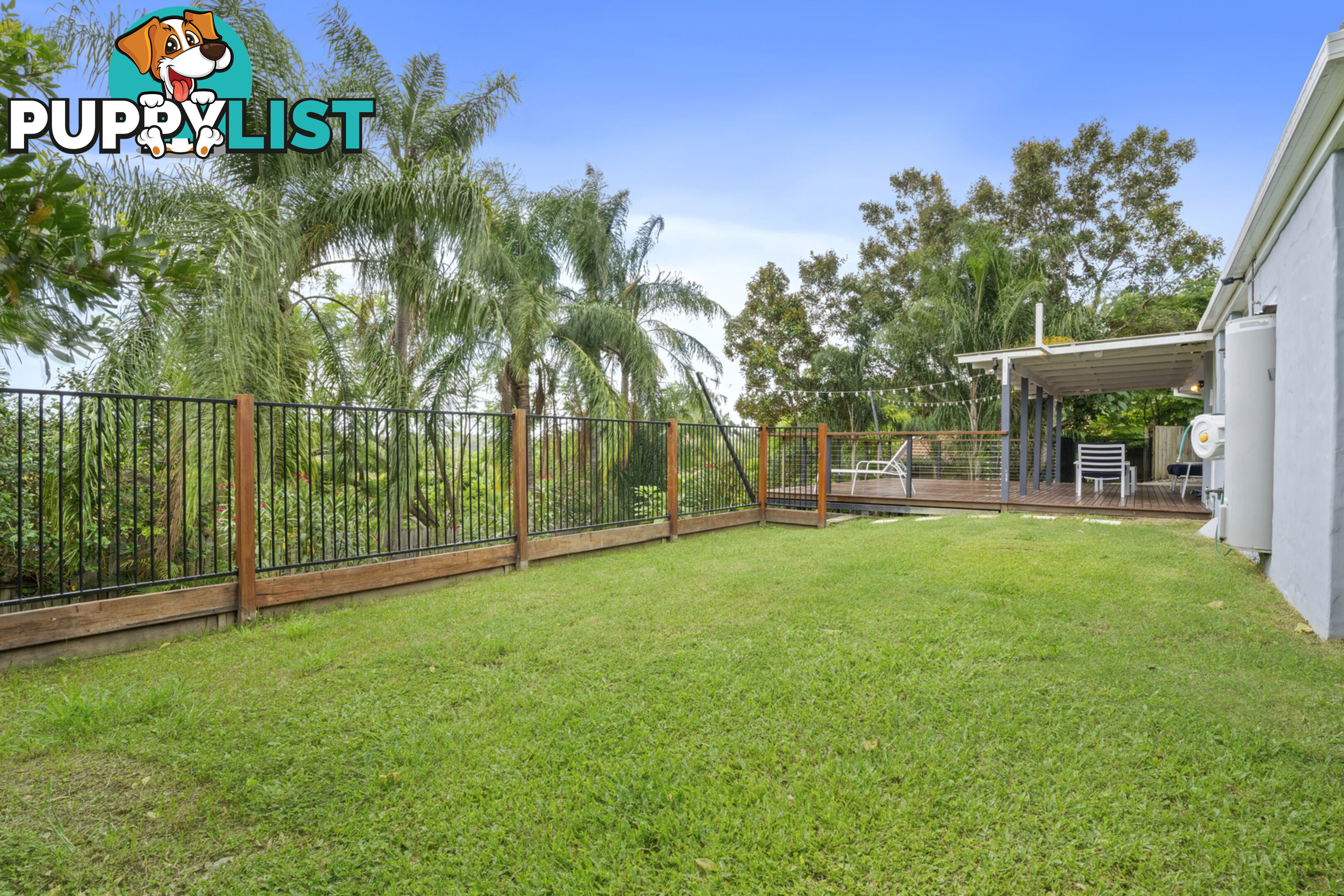 17 Overland Drive EDENS LANDING QLD 4207