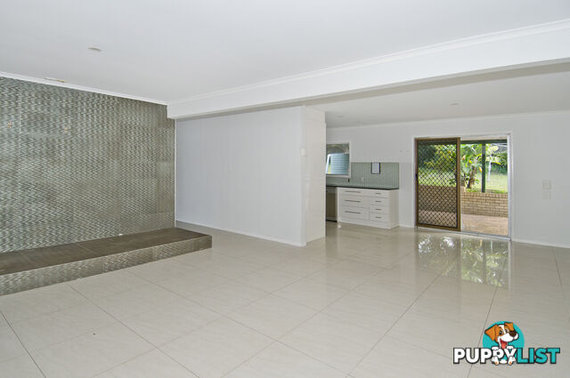 57-59 Jalan Street TANAH MERAH QLD 4128