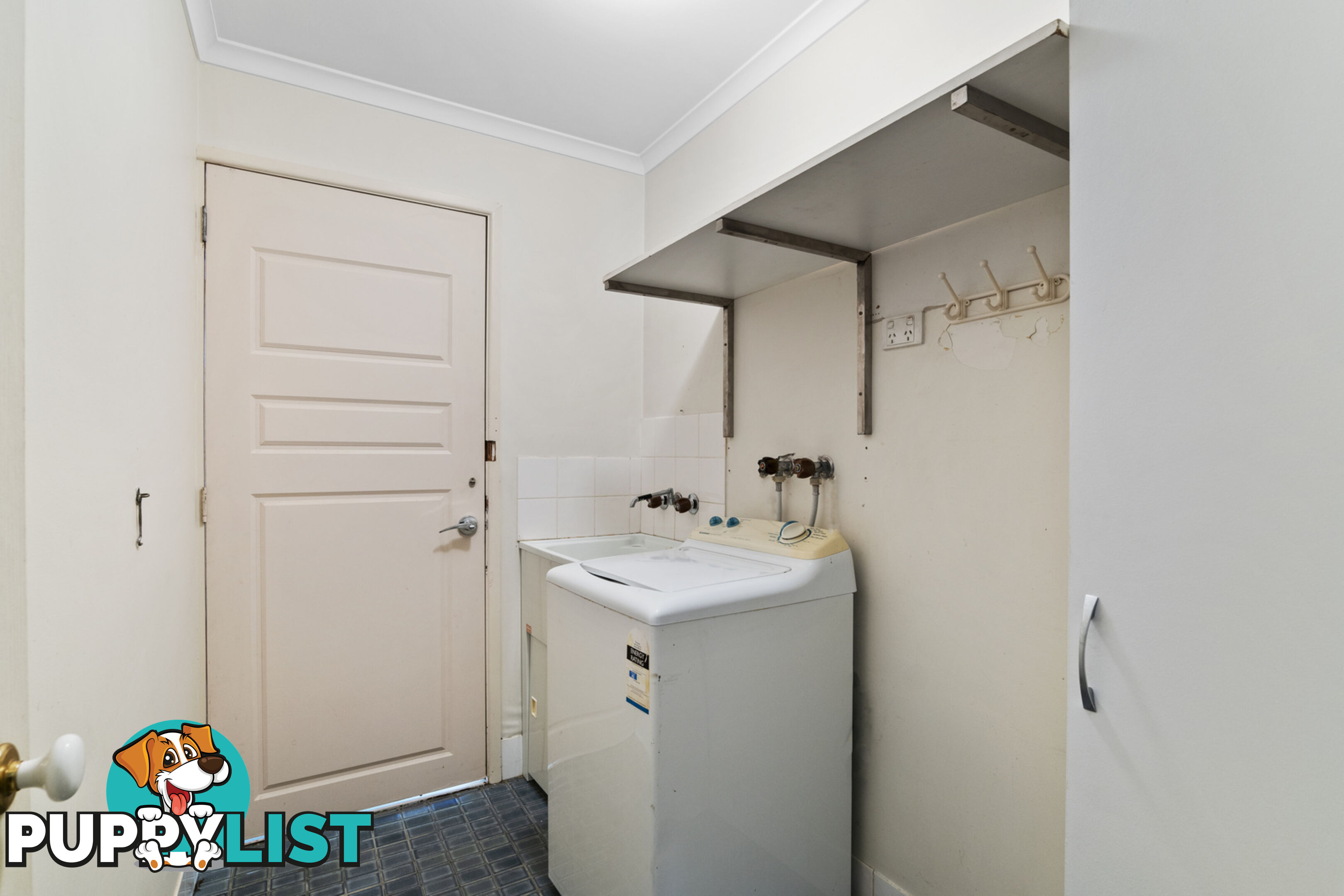 9 Minimbah Street EAGLEBY QLD 4207