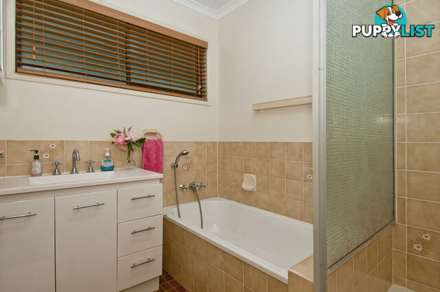 19 Turquoise Street BETHANIA QLD 4205