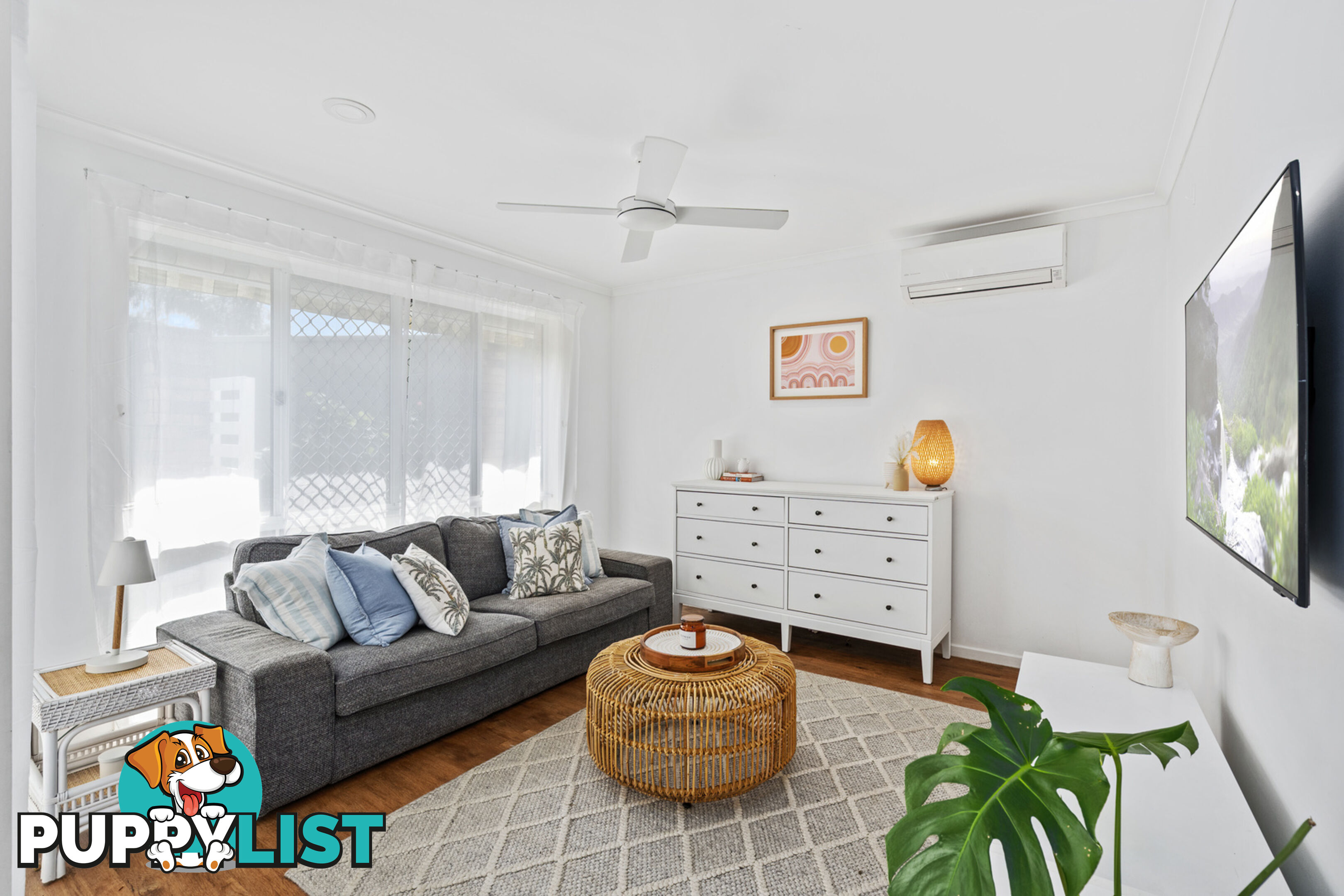 2/41J Murtha Drive ELANORA QLD 4221