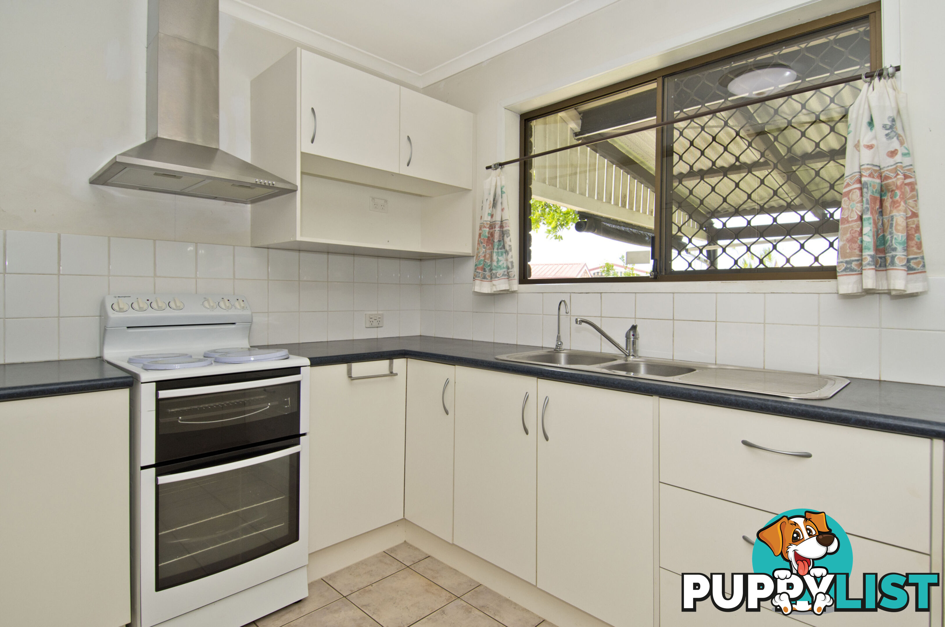 64 Harding Boulevard MOUNT WARREN PARK QLD 4207