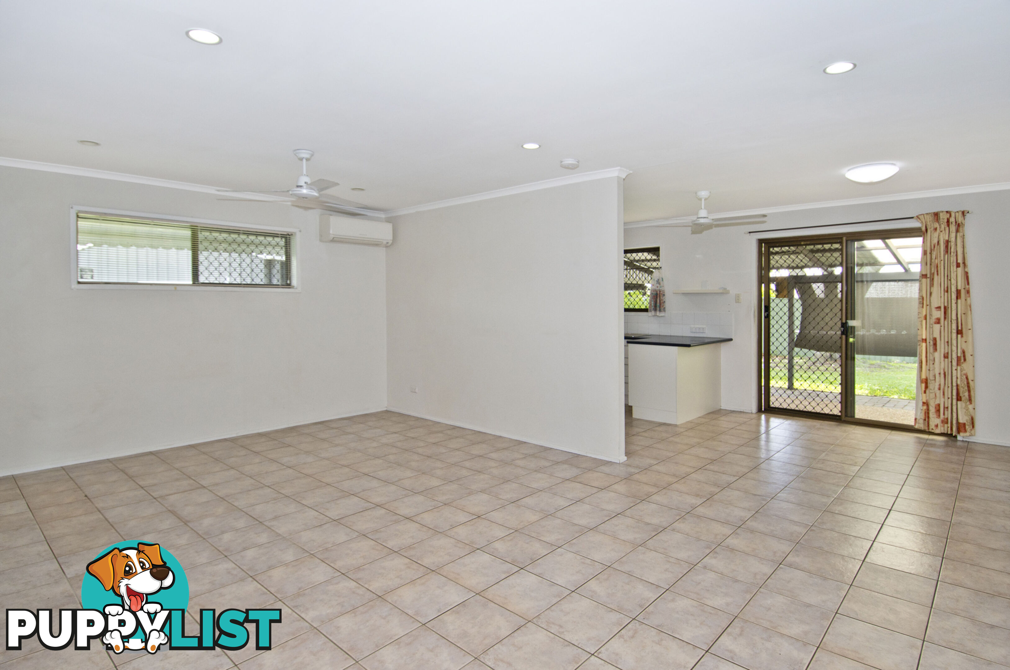 64 Harding Boulevard MOUNT WARREN PARK QLD 4207