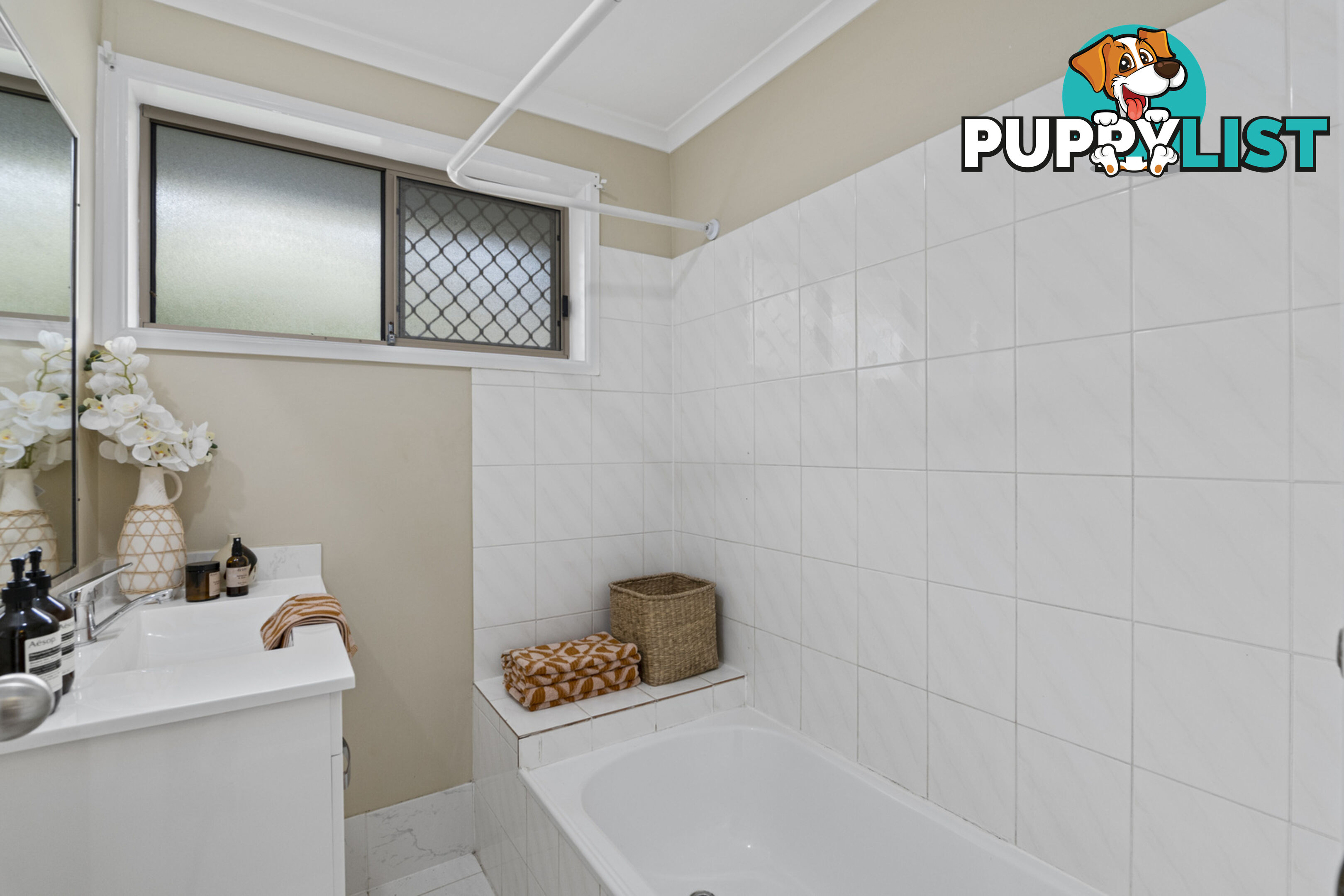 284 River Hills Road EAGLEBY QLD 4207