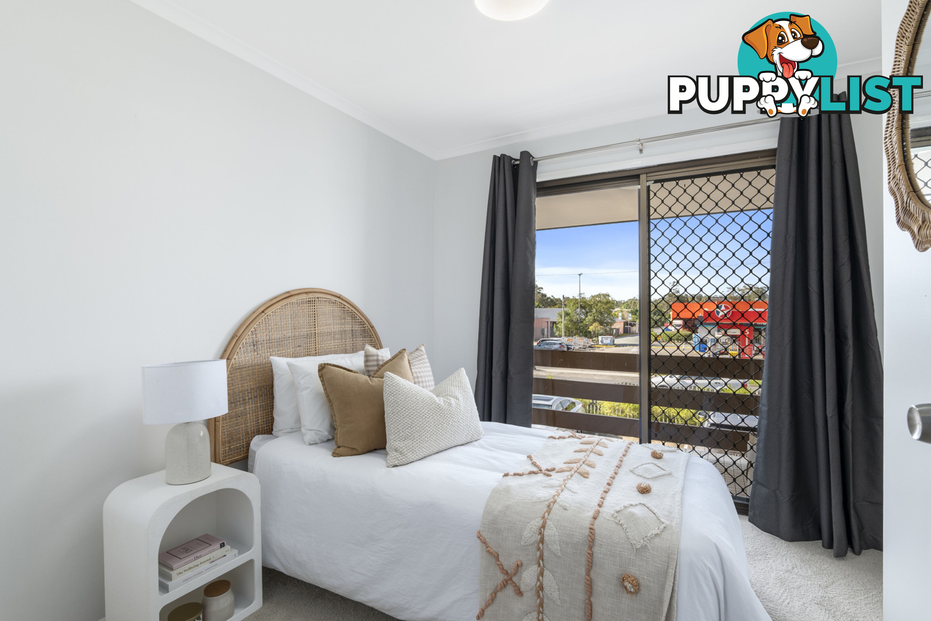 11/2 Bishop Street EAGLEBY QLD 4207