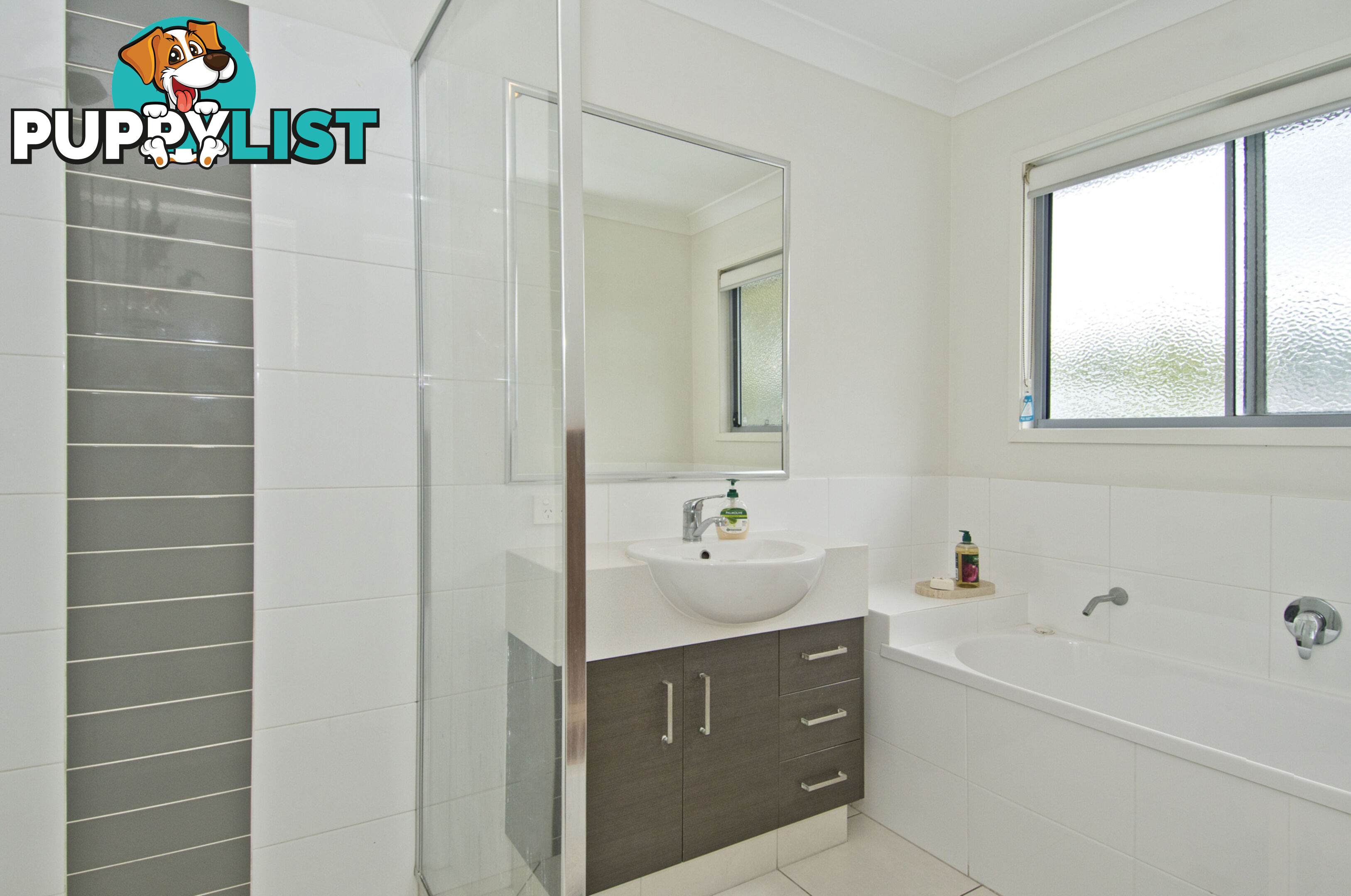 2 Tomaree Place WATERFORD QLD 4133