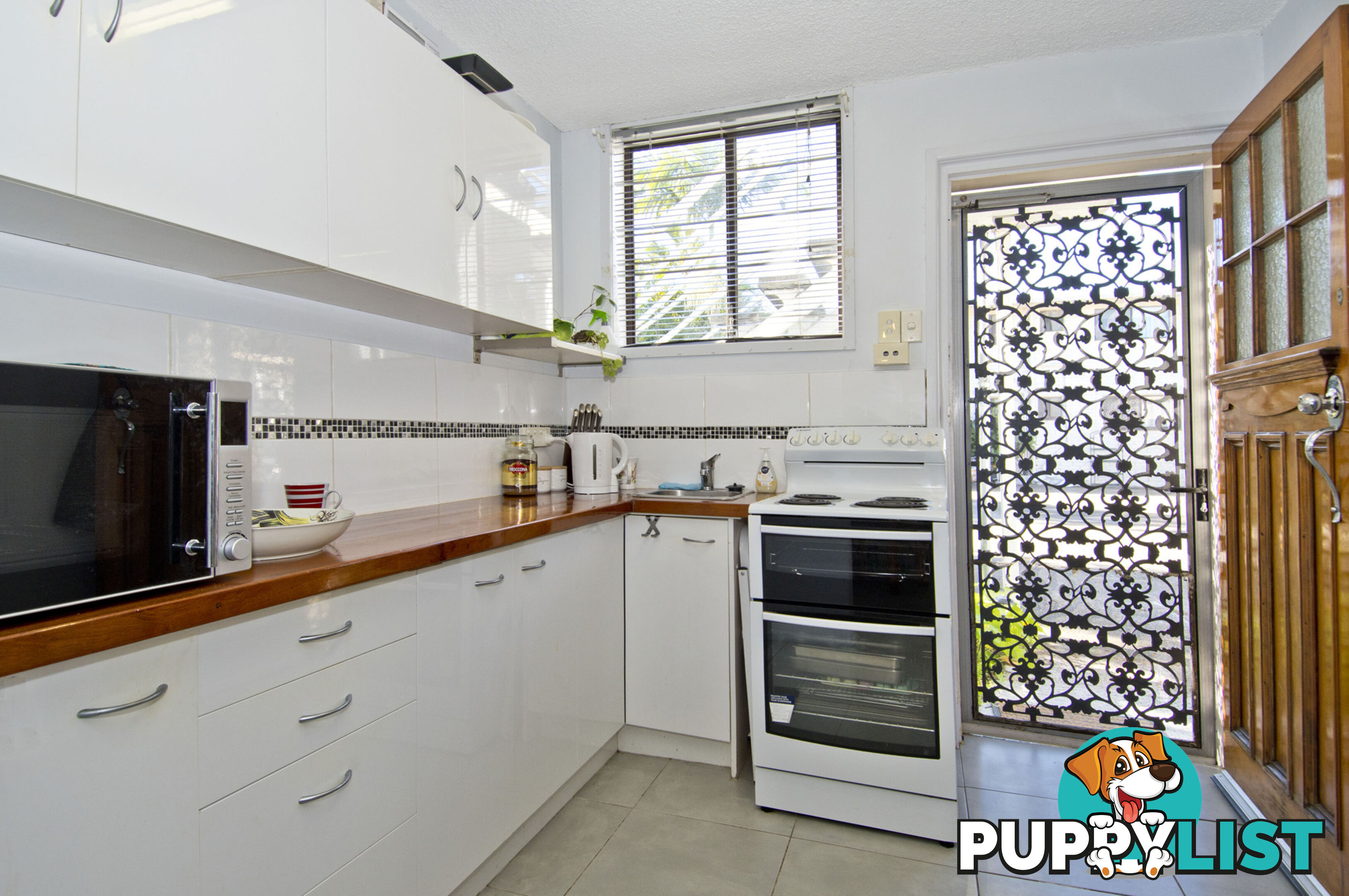 3/4 Kokoda Street BEENLEIGH QLD 4207
