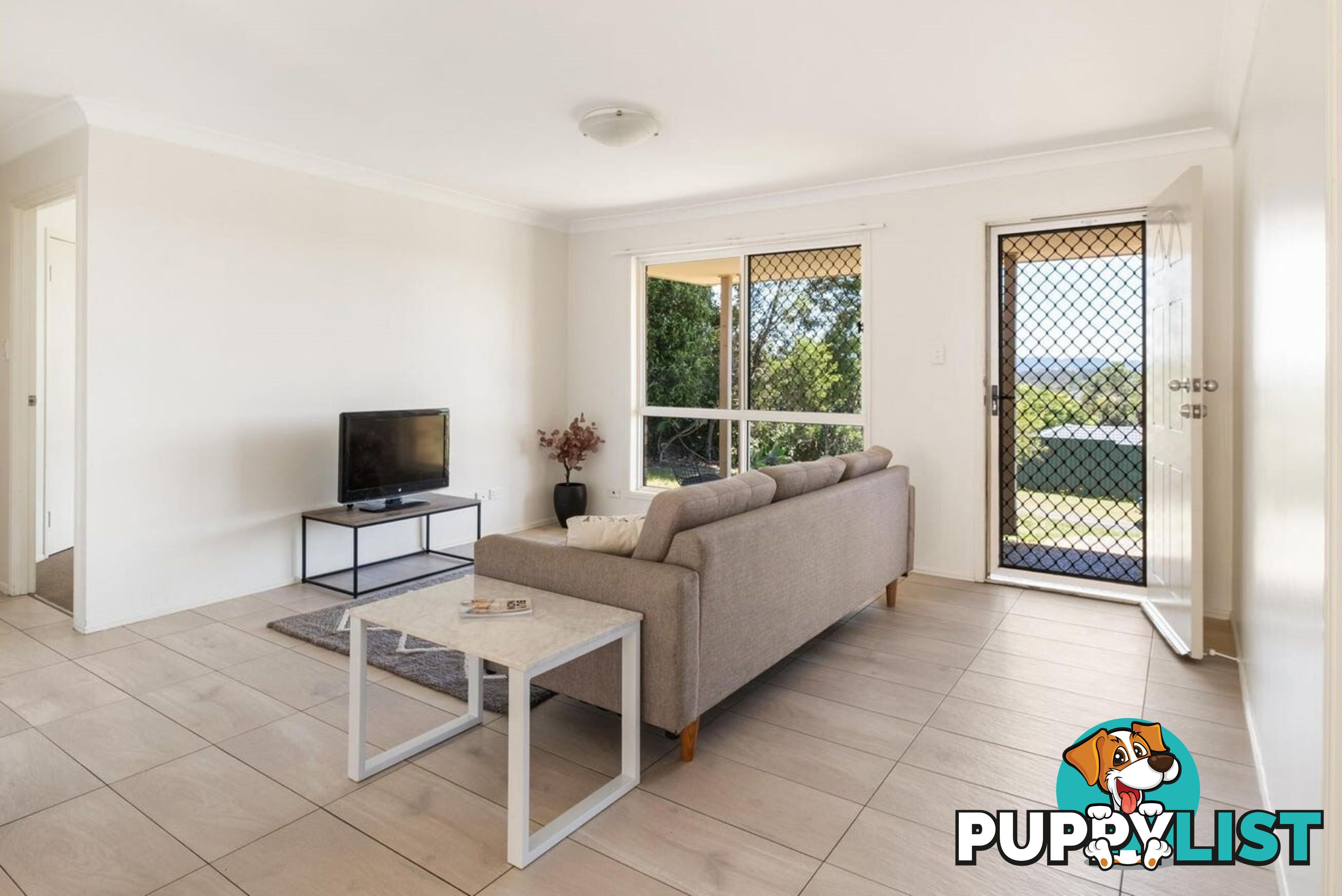 63 Solar Street BEENLEIGH QLD 4207