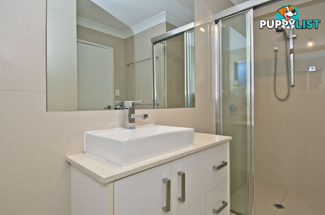 10 Leanne Court MOUNT WARREN PARK QLD 4207