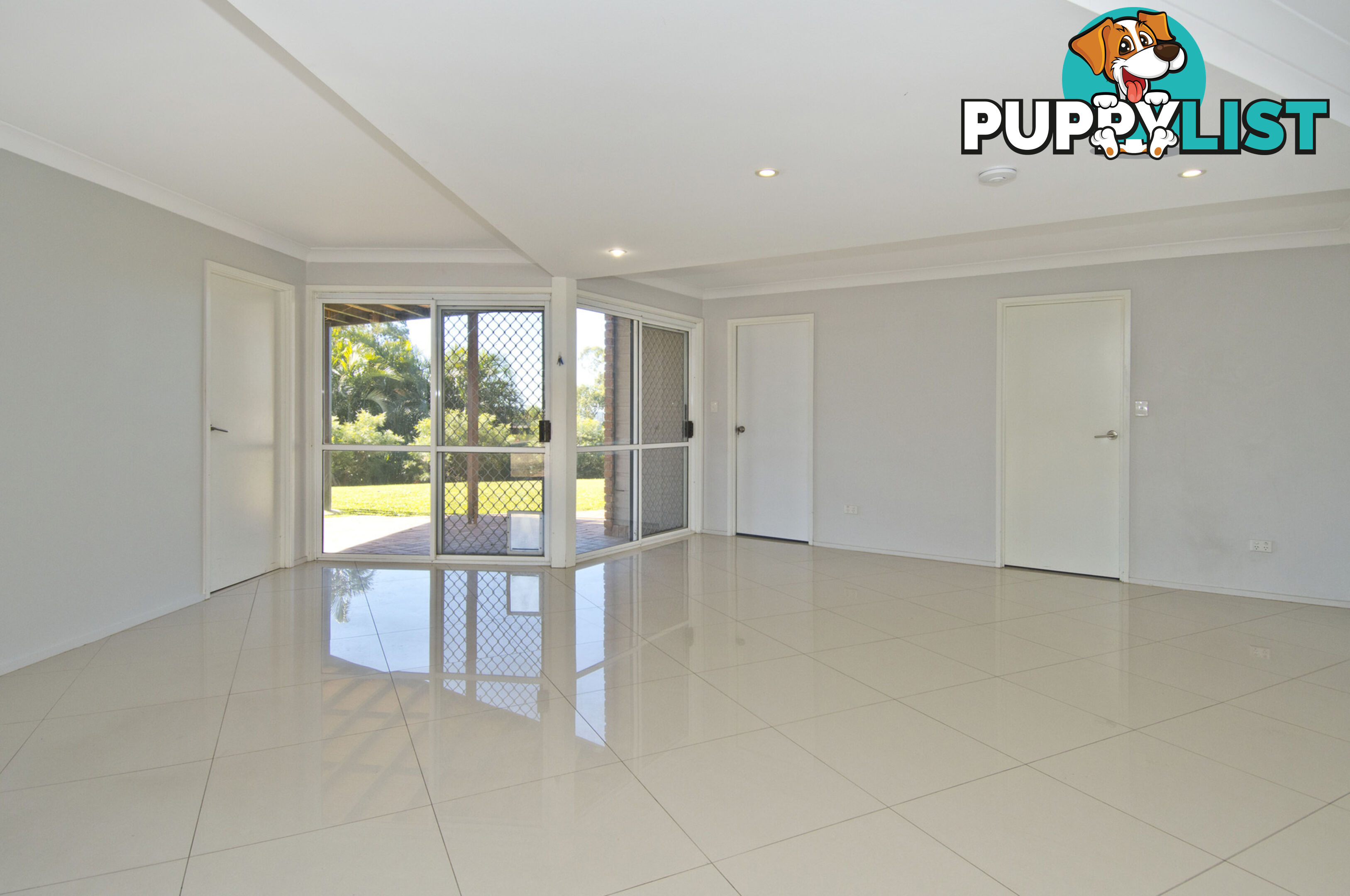 10 Leanne Court MOUNT WARREN PARK QLD 4207