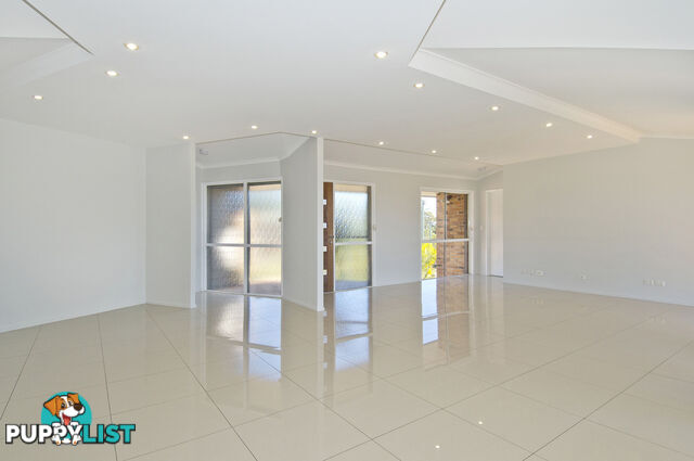 10 Leanne Court MOUNT WARREN PARK QLD 4207