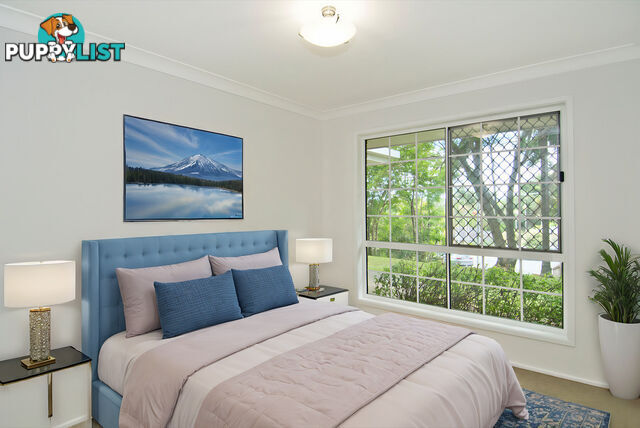 9 Melton Court EDENS LANDING QLD 4207